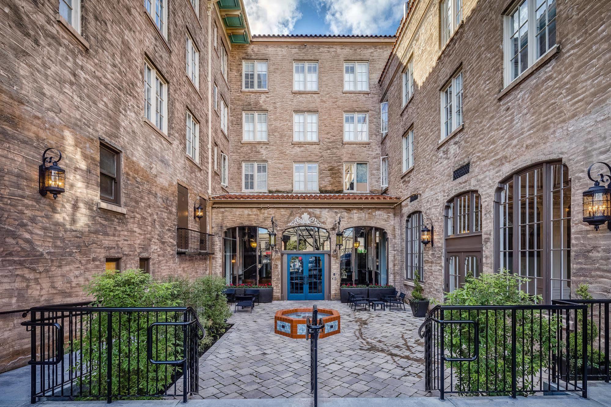 Hotel Petaluma, Ascend Hotel Collection Екстериор снимка