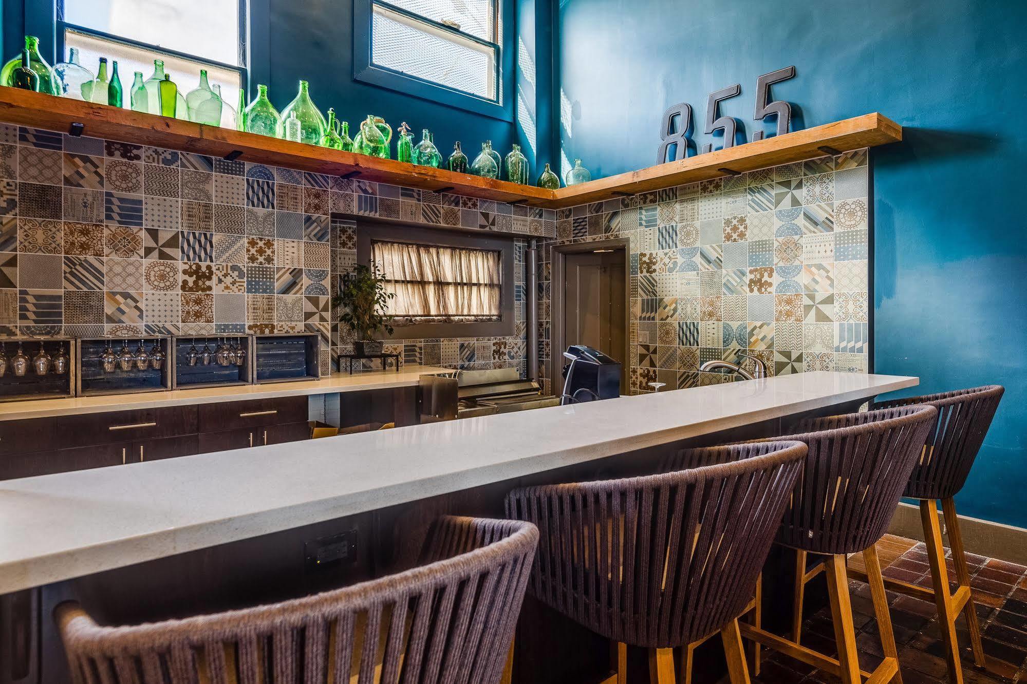 Hotel Petaluma, Ascend Hotel Collection Екстериор снимка
